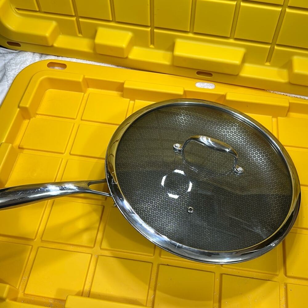 HexClad Hybrid Nonstick 12-Inch Frying Pan with Tempered Glass Lid Good Used - Picture 6 of 11